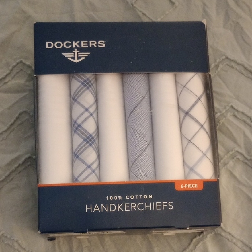 New Dockers Classic White and Blue 6 Piece  Handkerchief Set
